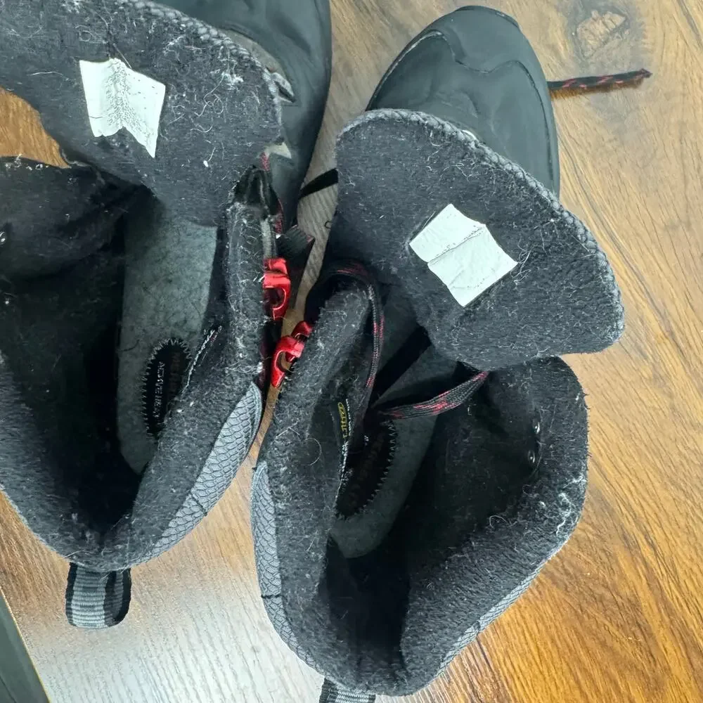 Merrell conquer elements